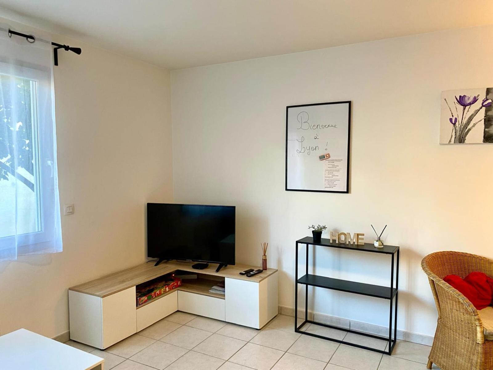 Appartement Residence Quartier Vilette Paul Bert Box Garage Лион Екстериор снимка